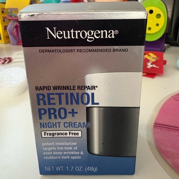 New Neutrogena Rapid Wrinkle Repair Retinol Pro+ 0.3% Night Cream 1.7 oz NIB - Picture 4 of 7